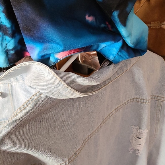 Cute jean jacket - Picture 5 of 5